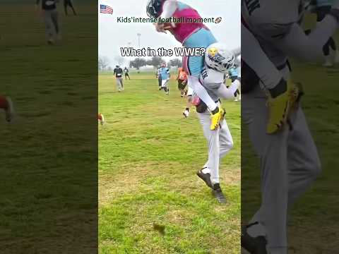 Send it to your friends quick!#FunnyMoments #LOL #YouTubeShorts#ComedyShorts