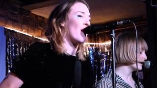 Pins - Young Girls live The Eagle Inn, Salford 27-02-15