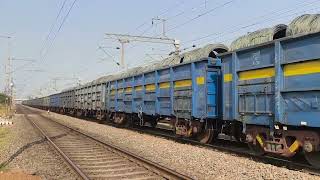 Download lagu CNB WAG9 WITH BOST FREIGHT CROSSING SPJ WAP7 WITH 18190 TATANAGAR EXPRESS  mp3