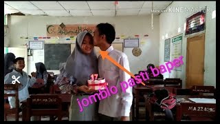 Download lagu Haru dan sedih malu tapi bahagia,kejutan ulang tahun dari pacar mp3 Download lagu Haru dan sedih malu tapi bahagia,kejutan ulang tahun dari pacar mp3