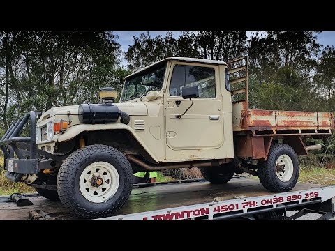 HJ47 6 2 Chev Ready To Roll