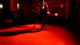 Claudio Gaiser y Laura Gallinger - De floreo