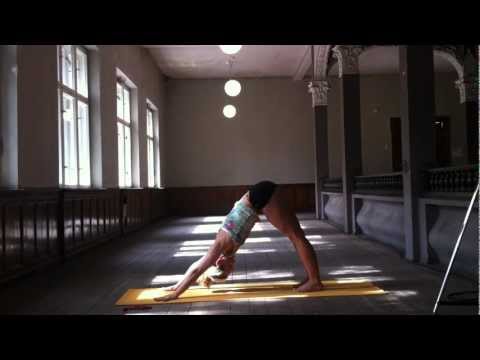 Yoga 5 Minute Practice Sun Salutation A in Ashtanga Yoga
