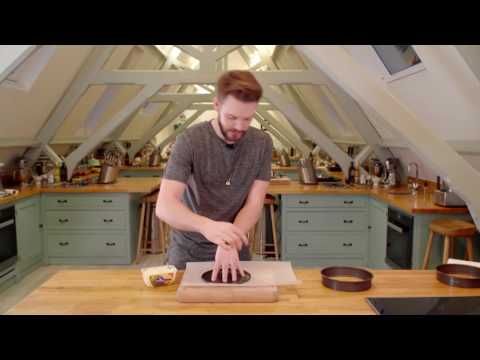 How To Grease And Line A Cake Tin By John Whaite - Bake With Stork