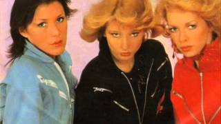 A La Carte  -    You Get Me On The Run