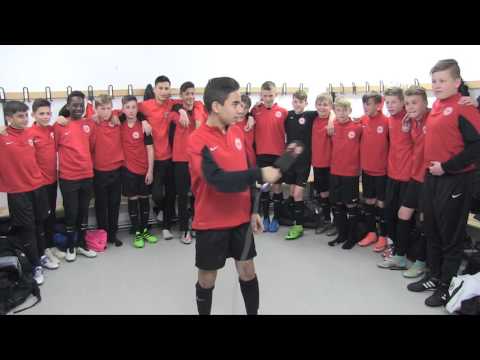 Eintracht Frankfurt U13: "AUF JETZT!"