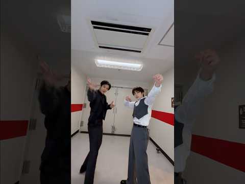 Crown👑 with XIAOJUN @WayV #EXO #엑소 #weareoneEXO #Crown #REVERXE