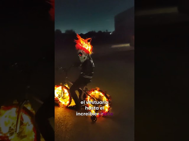 Vídeo relacionado con Spooktacular Creations Renacimiento Medieval vampiro espantoso lujo disfraz de Halloween para hombres juego de rol pecados Cosplay (rojo, XX-Large)