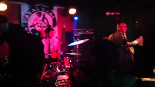 The Movement -- Control Your Temper Live @ Zoccolo