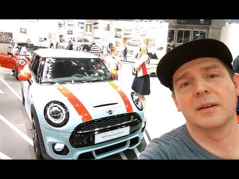 Mini Cooper S Delaney edition 3 door compact city car auto mobil walkaround and interior W1033