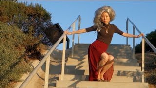 FINAL TEASER OF KWOW #100: Granny Bongja gets her groove on!