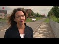 Eén van de twee meisje van het vlot-drama in Almere is uit coma ontwaakt.