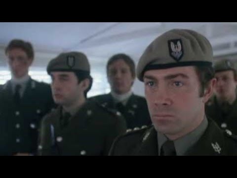 Ex SAS Soldier Rusty Firmin reviews / talks about the 1982 movie "Who Dares Wins" - Lewis Collins