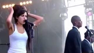 Me &amp; Mr Jones - Amy Winehouse live @ Isle Of Wight 2007