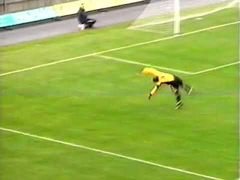 Oxford United 2 Barnet 0 15th April 2006 League Two