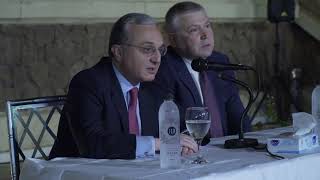 Встреча Зограба Мнацаканяна с представителями армянской общины Египта