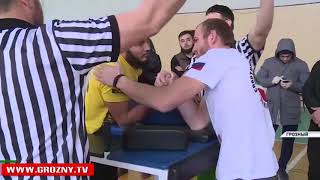 Открытый чемпионат республики по армспорту среди инвалидов по слуху прошел в Грозном