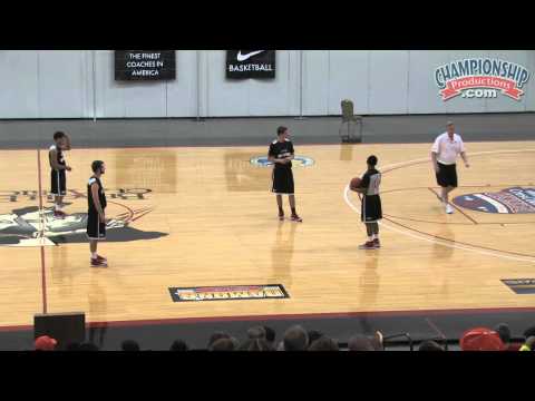 Fran McCaffery: Die 1-2-2 Dreiviertel-Gerichtspresse