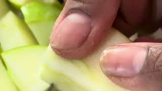 Download lagu How to make apple 🍏 dish​⁠@ozzygujjuvlogs mp3