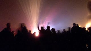 Rave gigante con 30.000 personas en un campo de tiro militar del Ejército francés