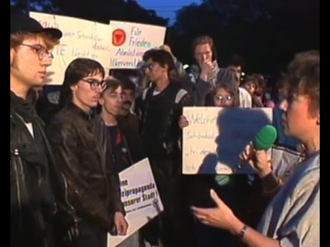 3 nach 9: Autonome demonstrieren gegen Auftritt von Franz Schönhuber (1990)