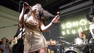 Charli XCX - London Queen HD LIVE (2014) Sonos Studio Los Angeles