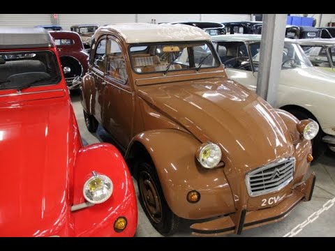 Conservatoire Citroën et DS | Les 2CV, de belles et rutilantes deudeuches du Conservatoire Citroën