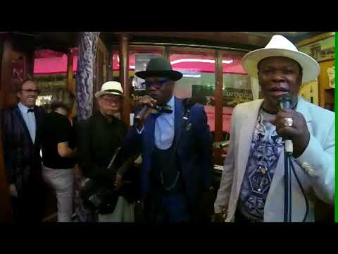 DELVIS EL SALSERO DEL PIERO AU RESTAURANT CHEZ PAUL ///  INDEPENDANCE CHACHA