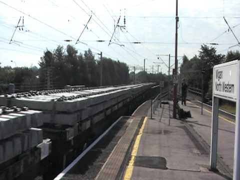 70011 Passes Wigan With 6C16
