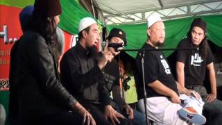 Download lagu Imam lari tinggalkan makmum @ Ustaz Azhar Idrus mp3