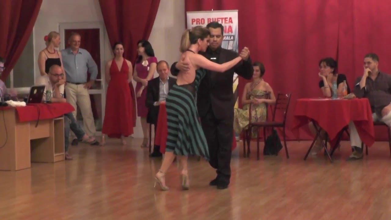 Carolina Bonaventura y Martin Ojeda - TANGO Bucharest Days - Show 2015 4/4