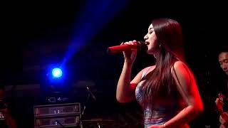 Download lagu Desy Thata Om  Dwipangga live Sitirejo Kertomulyo Brangsong mp3