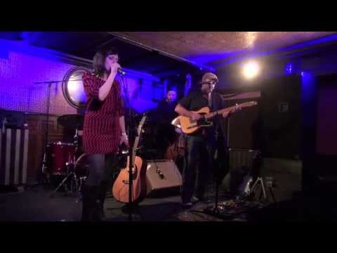 The Inner Banks -- BOX AND CROWN (Live @ Union Hall, Brooklyn, NY 4/5/14)