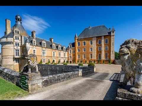 Remarkable 12/16th C. Chateau overlooking River Vienne