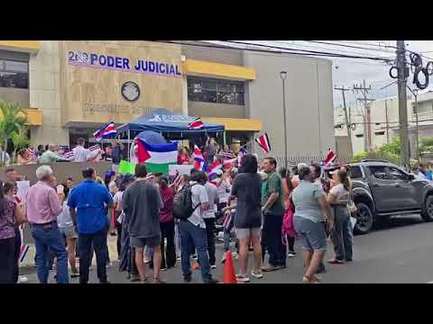 Manifestacion De La Plazoleta En Nicoya Guanacaste Costa Rica 