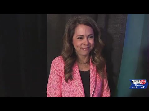 North Star Elementary School teacher Rachel Hertz ... - YouTube