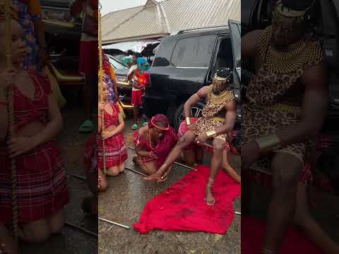 Billionaire Prince Searches for Bride in Local Market (2024)