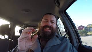 Video: My 'Stress-Free' Life without a Smartphone - Bull-Hansen