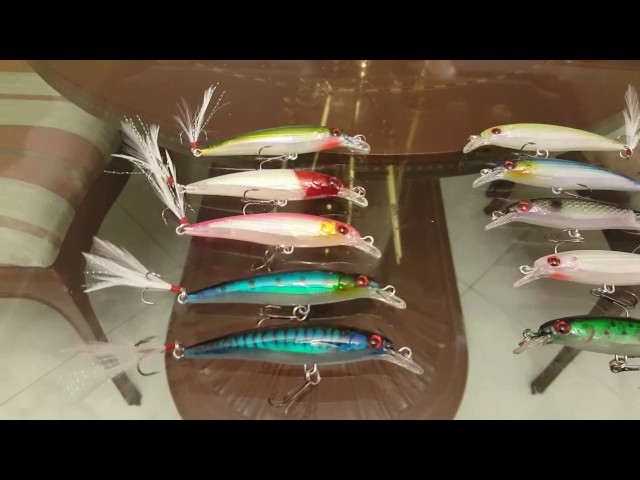 Vídeo relacionado con Kit señuelos Pesca, Treple Hooks Minnow Señuelos de hojalata con Lentejuelas Señuelos Falsos simulados para truchas de bajo de Agua Salada de Agua Dulce (4 Piezas)