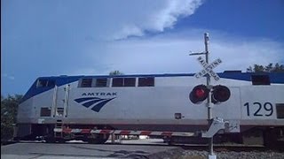 preview picture of video 'Amtrak Train The Silver Star Running Late'