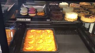 ベルリン シュロスシュトラーセの小さなギリシャカフェ☕️