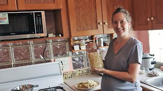 How to Make Sauerkraut in a Mason Jar (The EASY Way!)