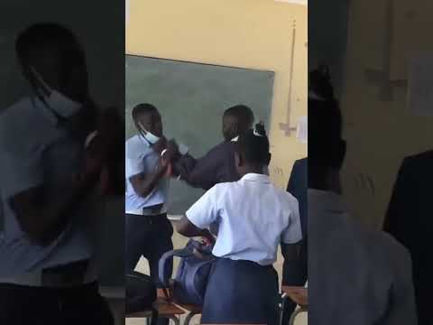 Most funniest fight at school in Namibia😅😅😂