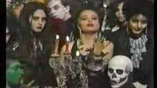 alaska y dinarama , carne huesos y tu