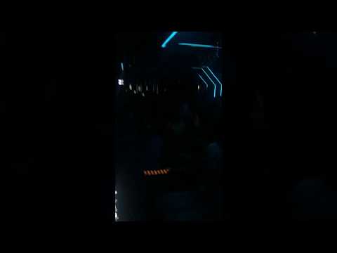 Alec Araujo @ D-Edge Club playing Renato Cohen - Sauna [Kling Klong Records]