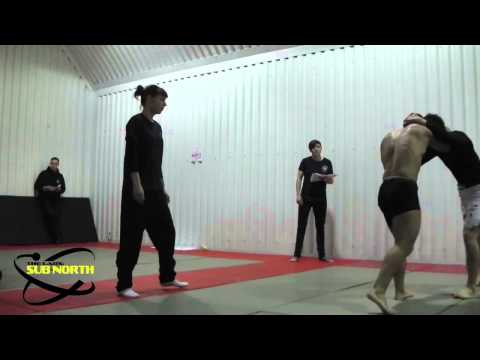 1 u73kgs Novice  Group A - Match 1 - Dave Jones (Blackledge MMA) vs. TJ (The Labs).MP4