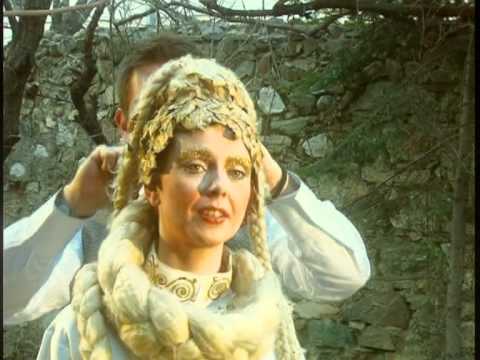 Synthesis Pomolila boga Maca