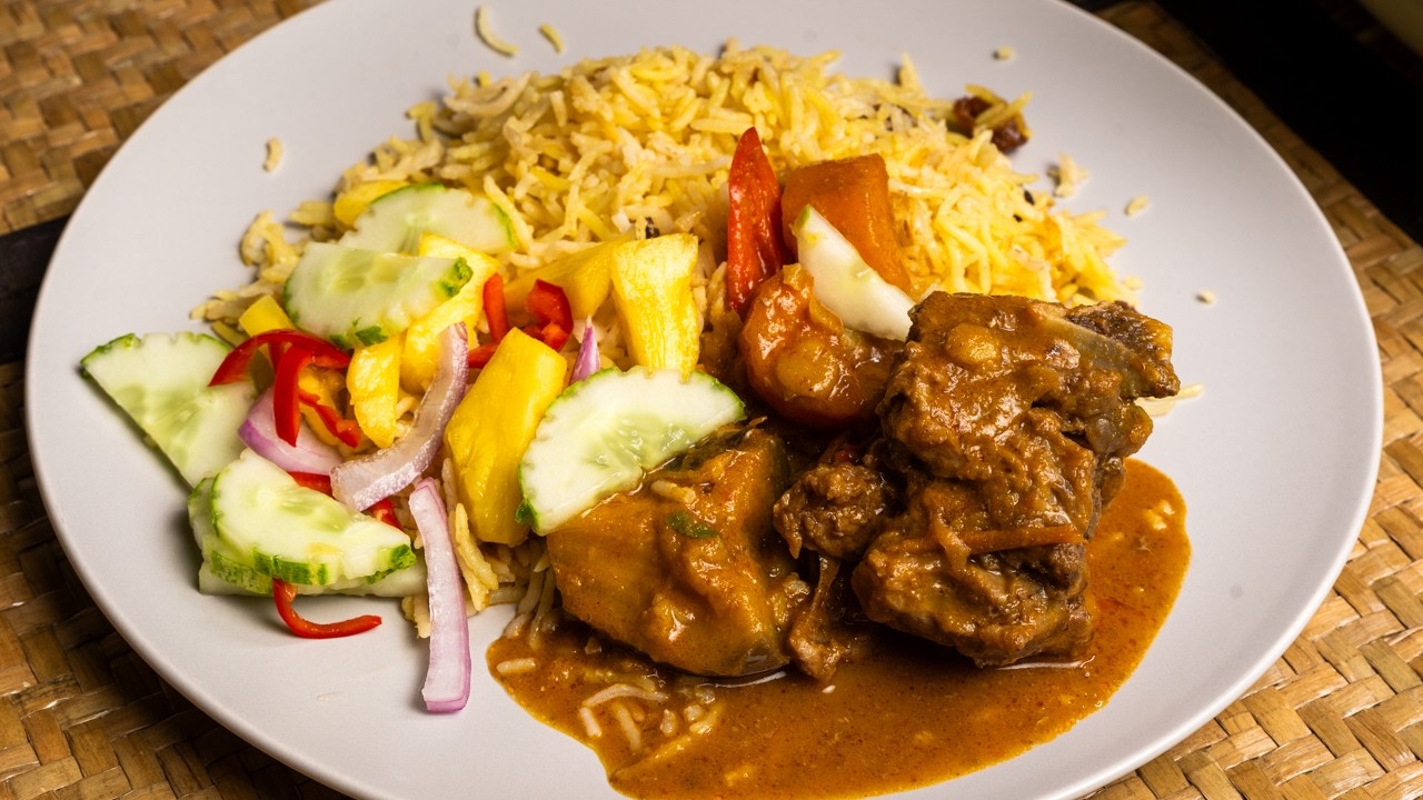 Dalca Tulang & Nasi Minyak Kenduri, Lengkap Dengan Acar Timun