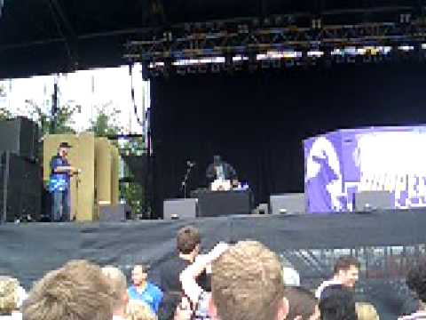 DJ Scratch's (The Roots) Beatboxauftritt - live @ Hip Hop Open 2007