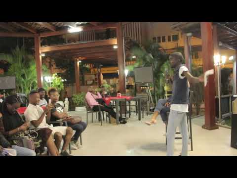 Grelhando Elisângela Gomes